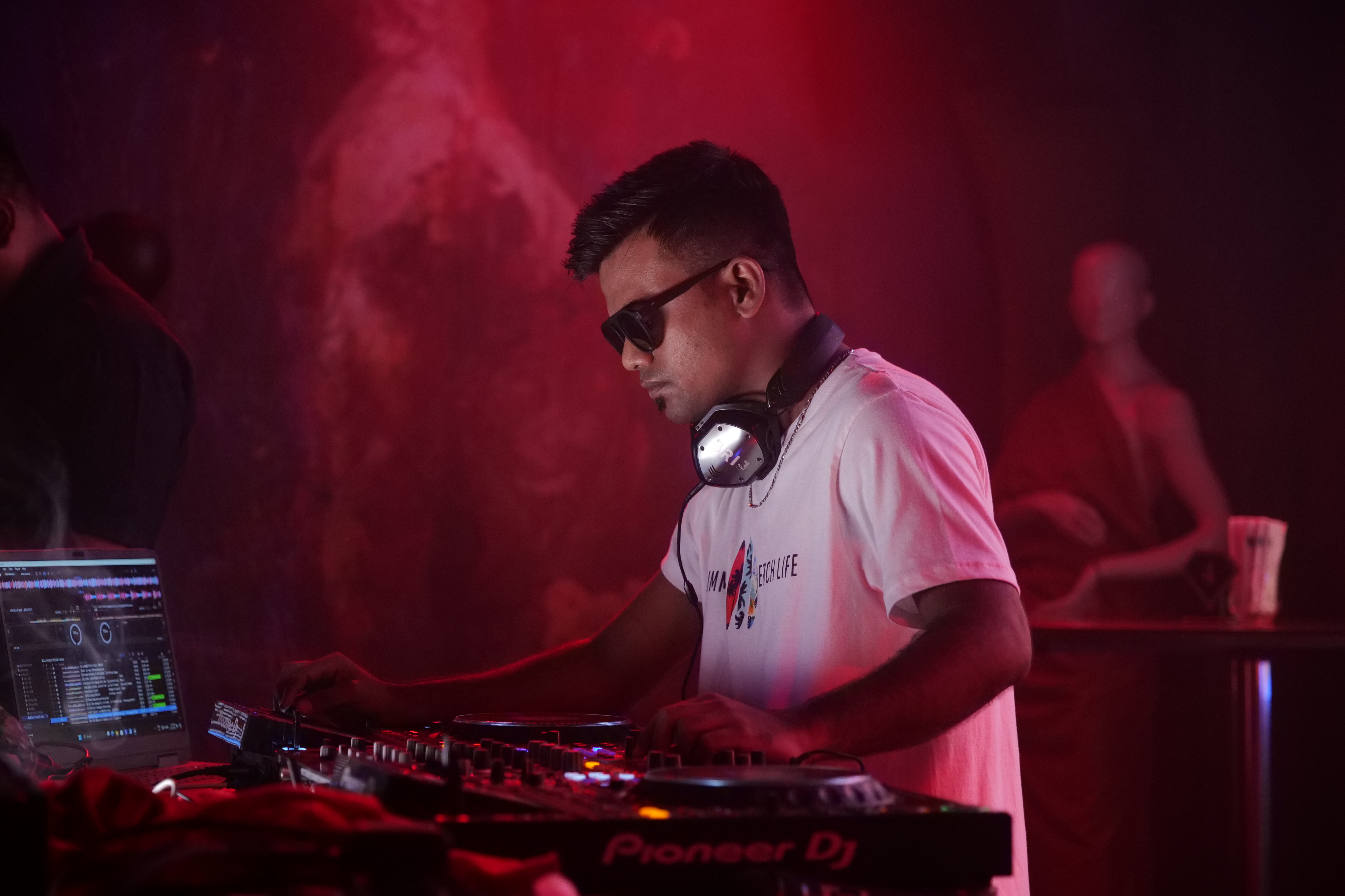 DJ BRIJ